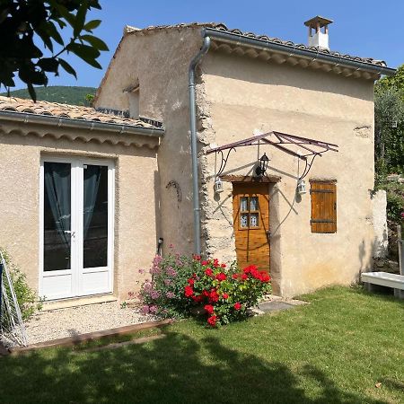 Cabanon Entoure De Montagnes Et D'Oliviers Villa Nyons Ngoại thất bức ảnh
