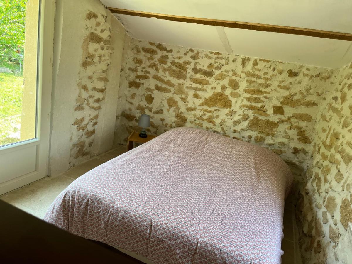 Cabanon Entoure De Montagnes Et D'Oliviers Villa Nyons Ngoại thất bức ảnh