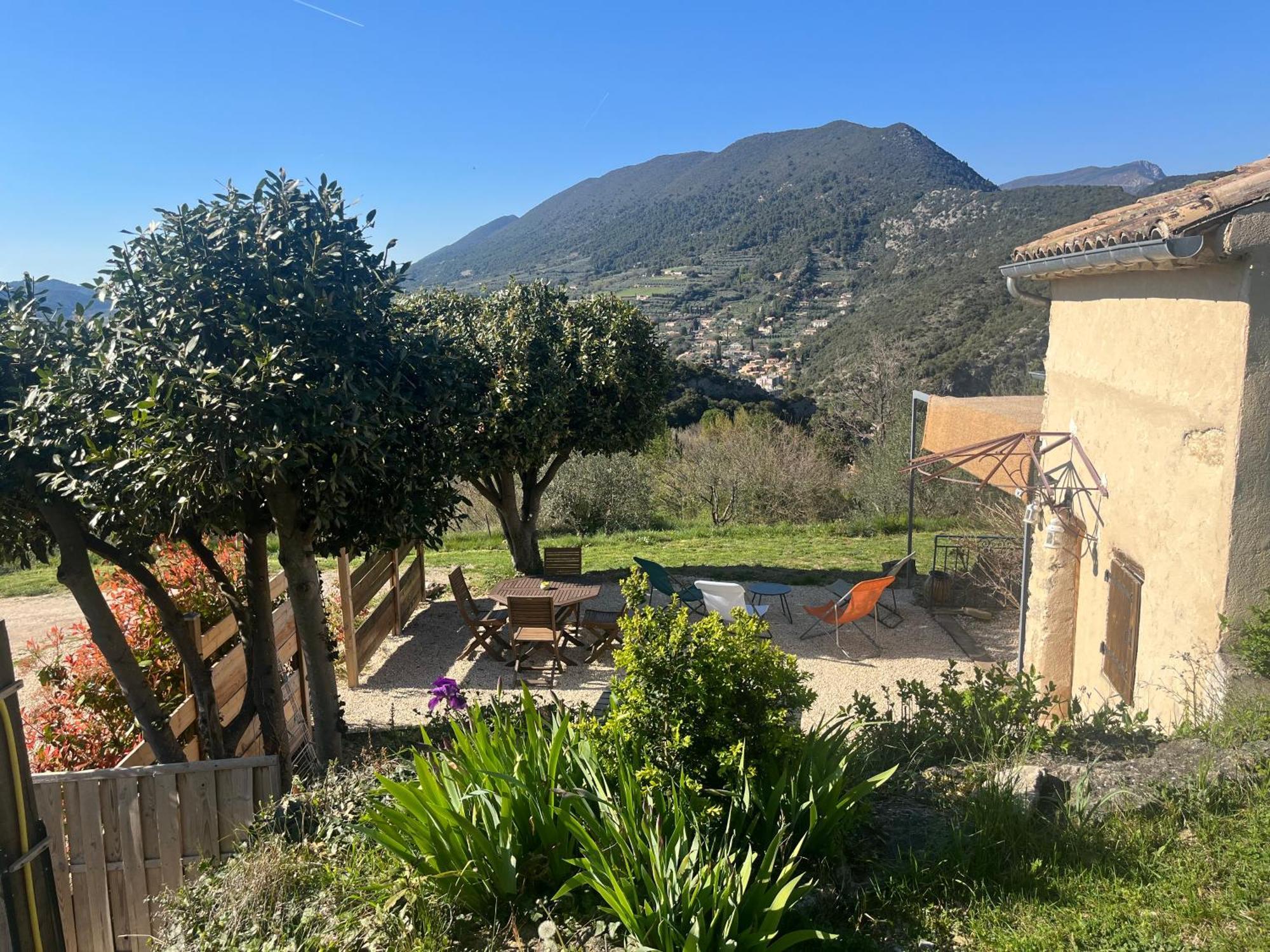 Cabanon Entoure De Montagnes Et D'Oliviers Villa Nyons Ngoại thất bức ảnh